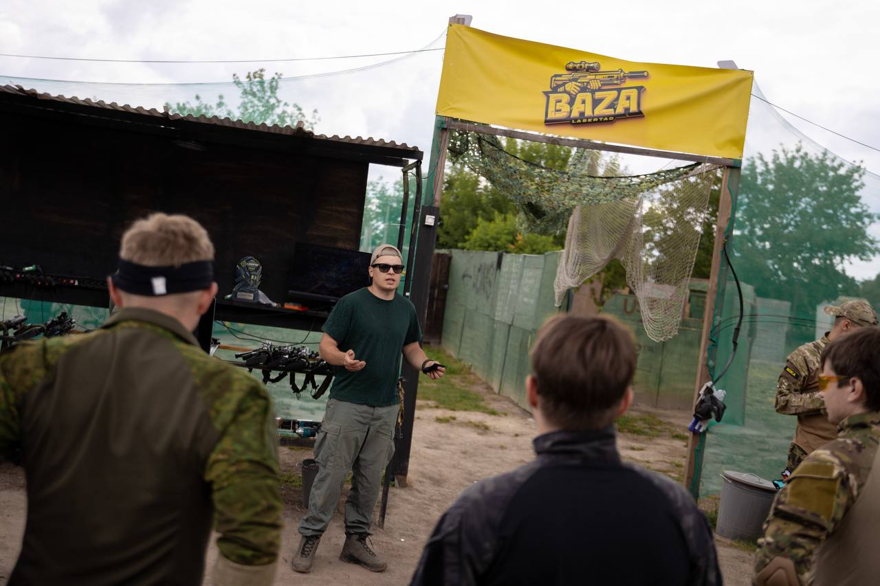 Instruktaż przed grą na BAZIE Lasertag Warsaw